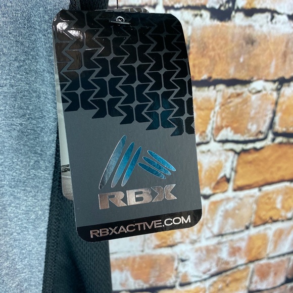 (NWT)  Reebok Short Sleeve Tee - Picture 3 of 5